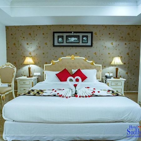 Hotel Sidhartha Chalakudy Kizhake Chālakudi Esterno foto
