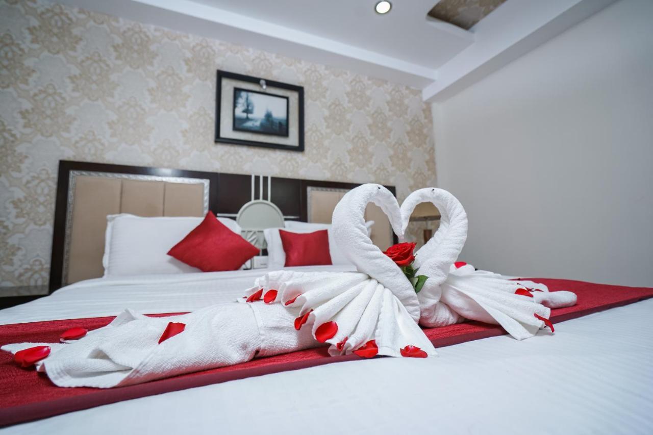 Hotel Sidhartha Chalakudy Kizhake Chālakudi Esterno foto