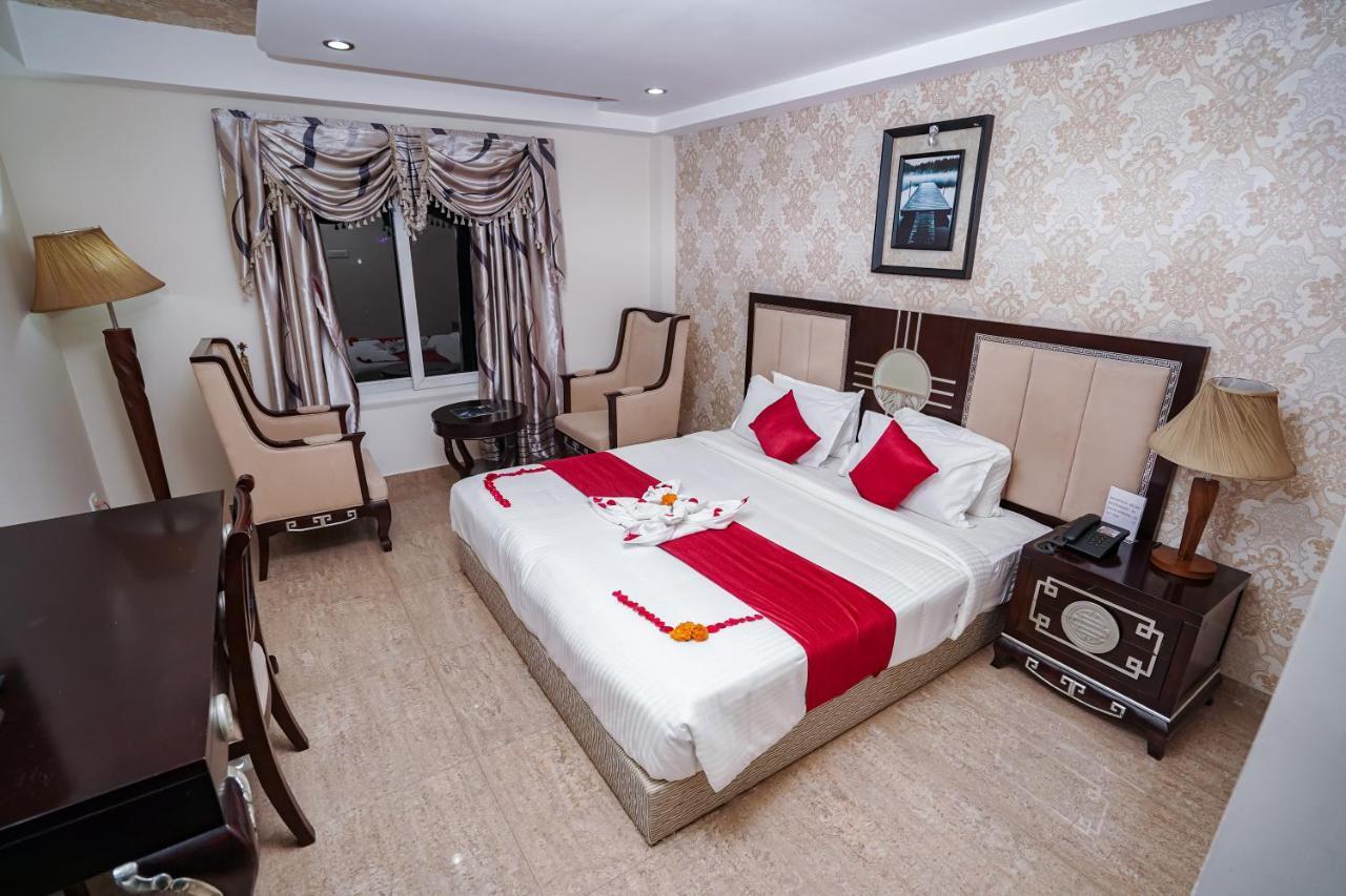Hotel Sidhartha Chalakudy Kizhake Chālakudi Esterno foto