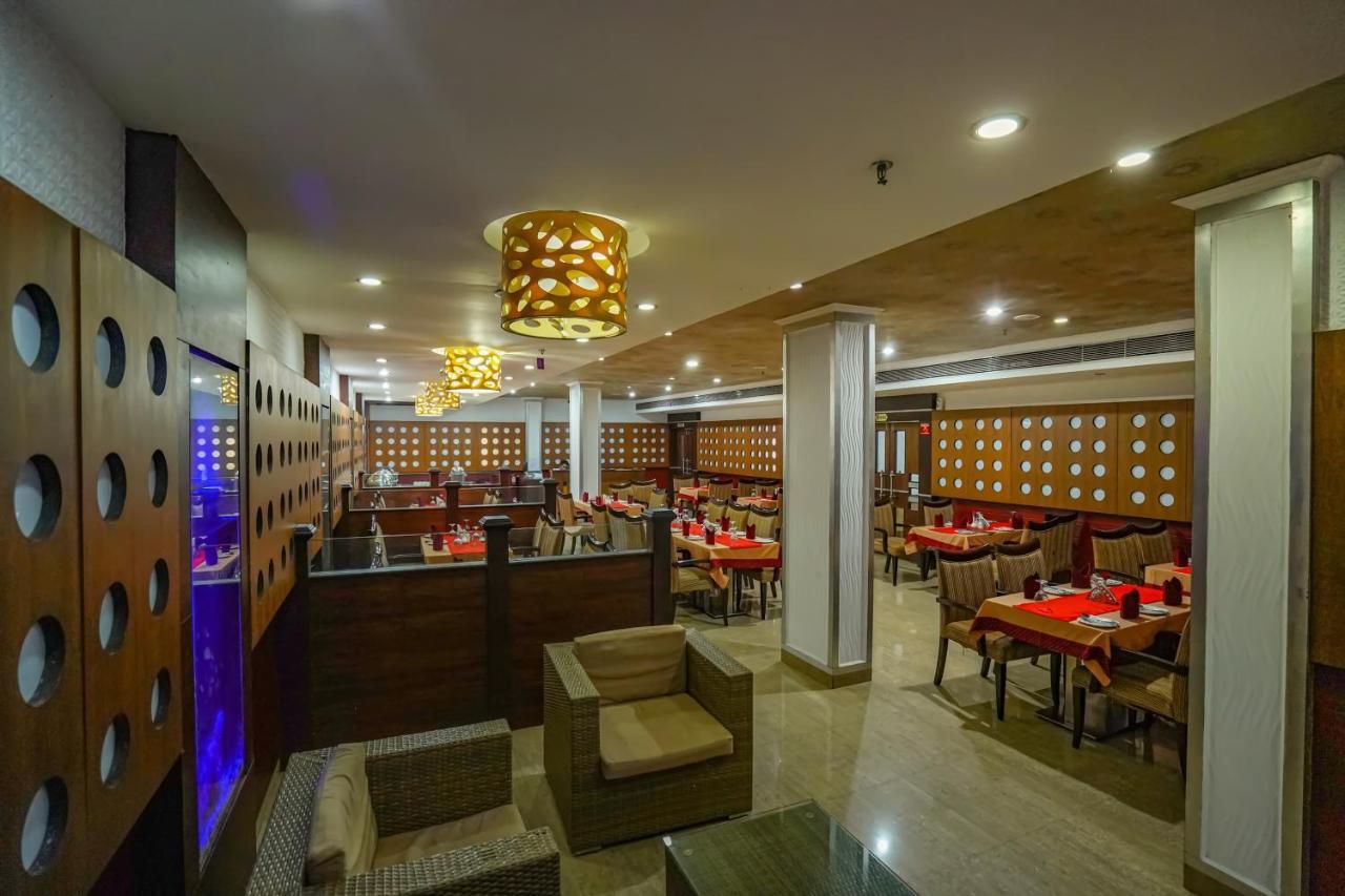 Hotel Sidhartha Chalakudy Kizhake Chālakudi Esterno foto